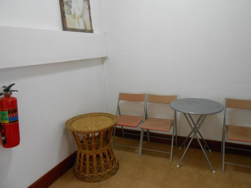 Chanthasom Guesthouse Ban Nongdouang Buitenkant foto